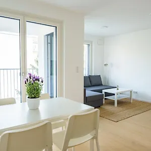 Living - Breitenseer Straße Wien